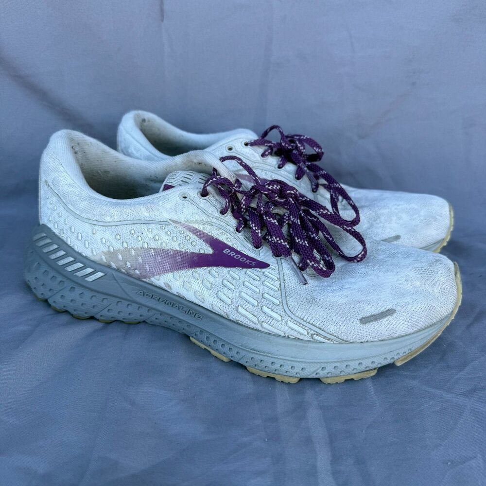 Women's 8.5 Brooks Adrenaline GTS 21 Running Shoe Purple Grey White